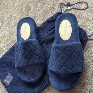 NEW SHIRALEAH women's sol pool slides in Blue size Small